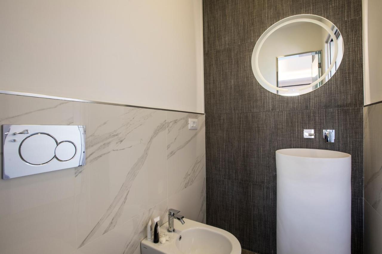 Vista Suites - Piazza Yenne Κάλιαρι Εξωτερικό φωτογραφία
